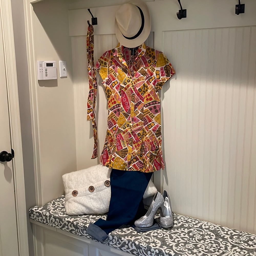 This funky but fun blouse is for anyone!